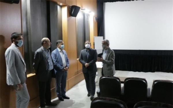 مدیرعامل بنیاد سینمایی فارابی از دبیرخانه جشنواره فیلم فجر بازدید کرد