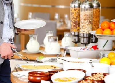 همه چیز درباره صبحانه هتل ها: از انواع غذاها تا نکات مهم برای جلب رضایت مهمانان